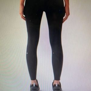Lululemon Fast & Free 7/8 Tight *Nulux 25” size 6